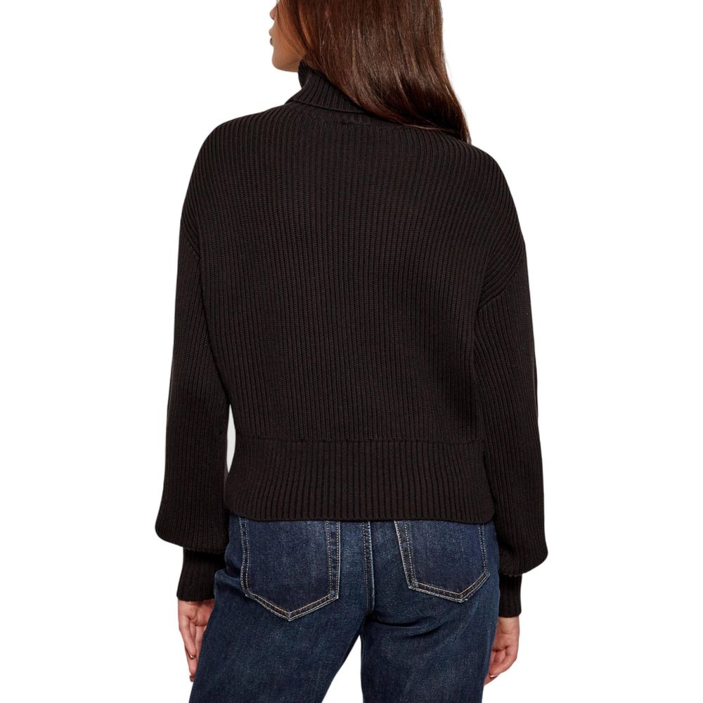 Calvin Klein Jeans - Relaxed Ribbed Logo Turtleneck Sweatshirt - Black Calvin Klein Jeans